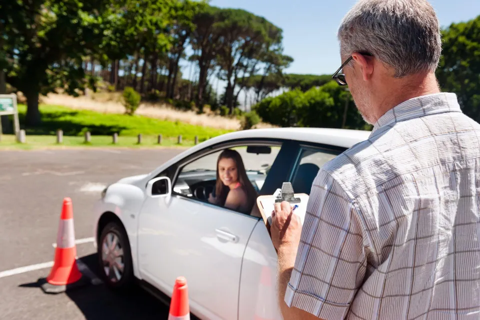 Driver’s Refresher Course: Thumbing Through a Florida Driver’s Handbook